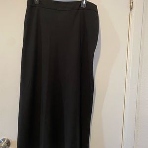 Women’s skirt